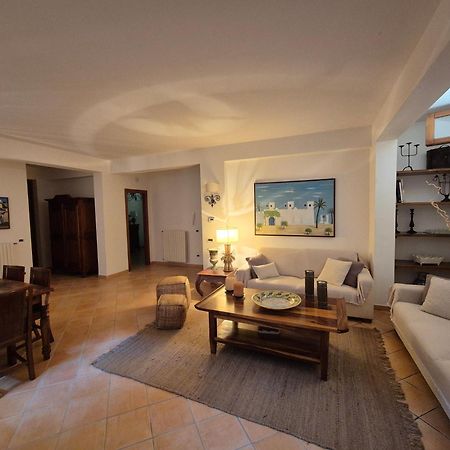 Villa del Carrubo a due passi dal mare di Cefalù Collesano Esterno foto