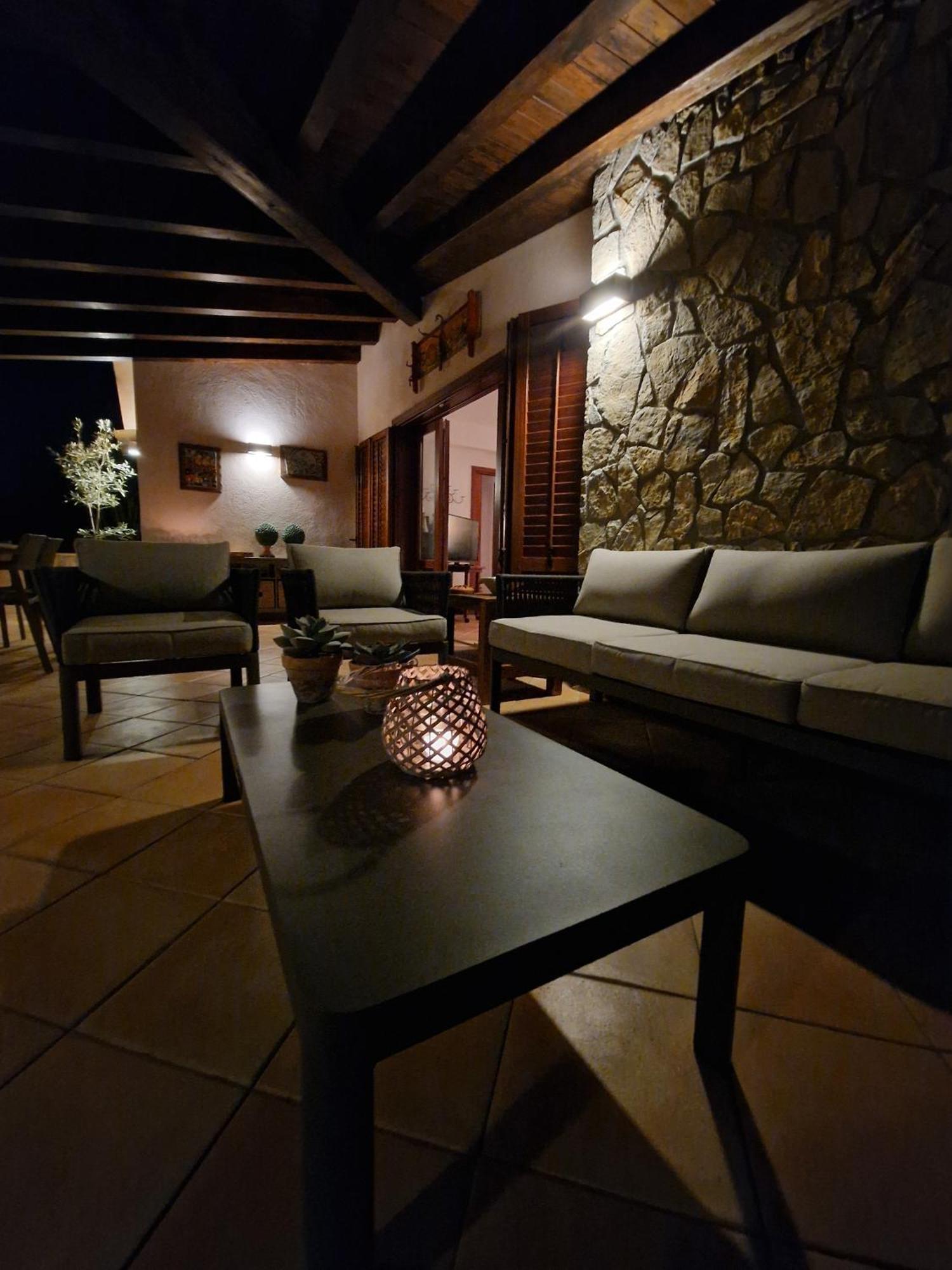 Villa del Carrubo a due passi dal mare di Cefalù Collesano Esterno foto