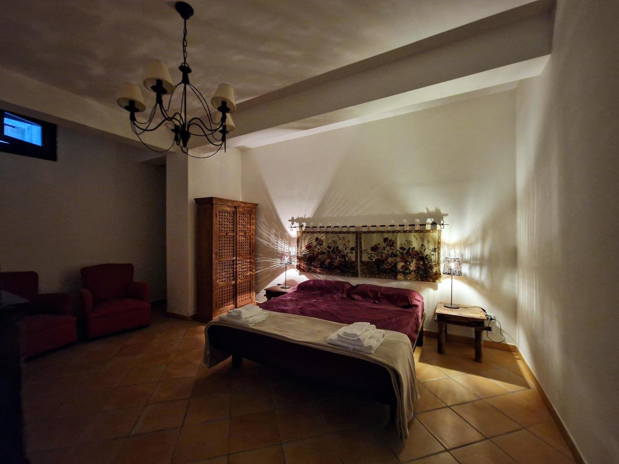 Villa del Carrubo a due passi dal mare di Cefalù Collesano Esterno foto