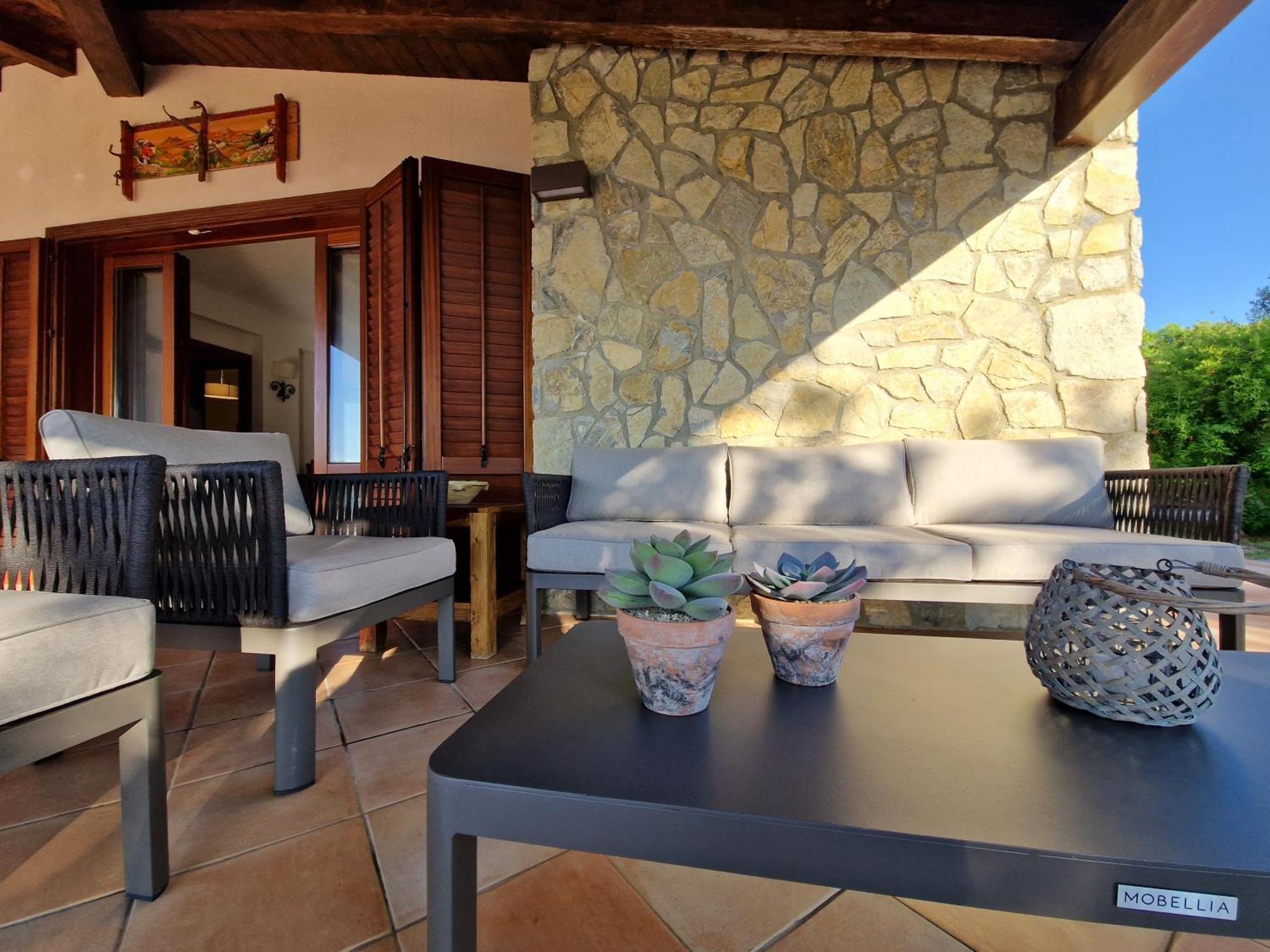 Villa del Carrubo a due passi dal mare di Cefalù Collesano Esterno foto
