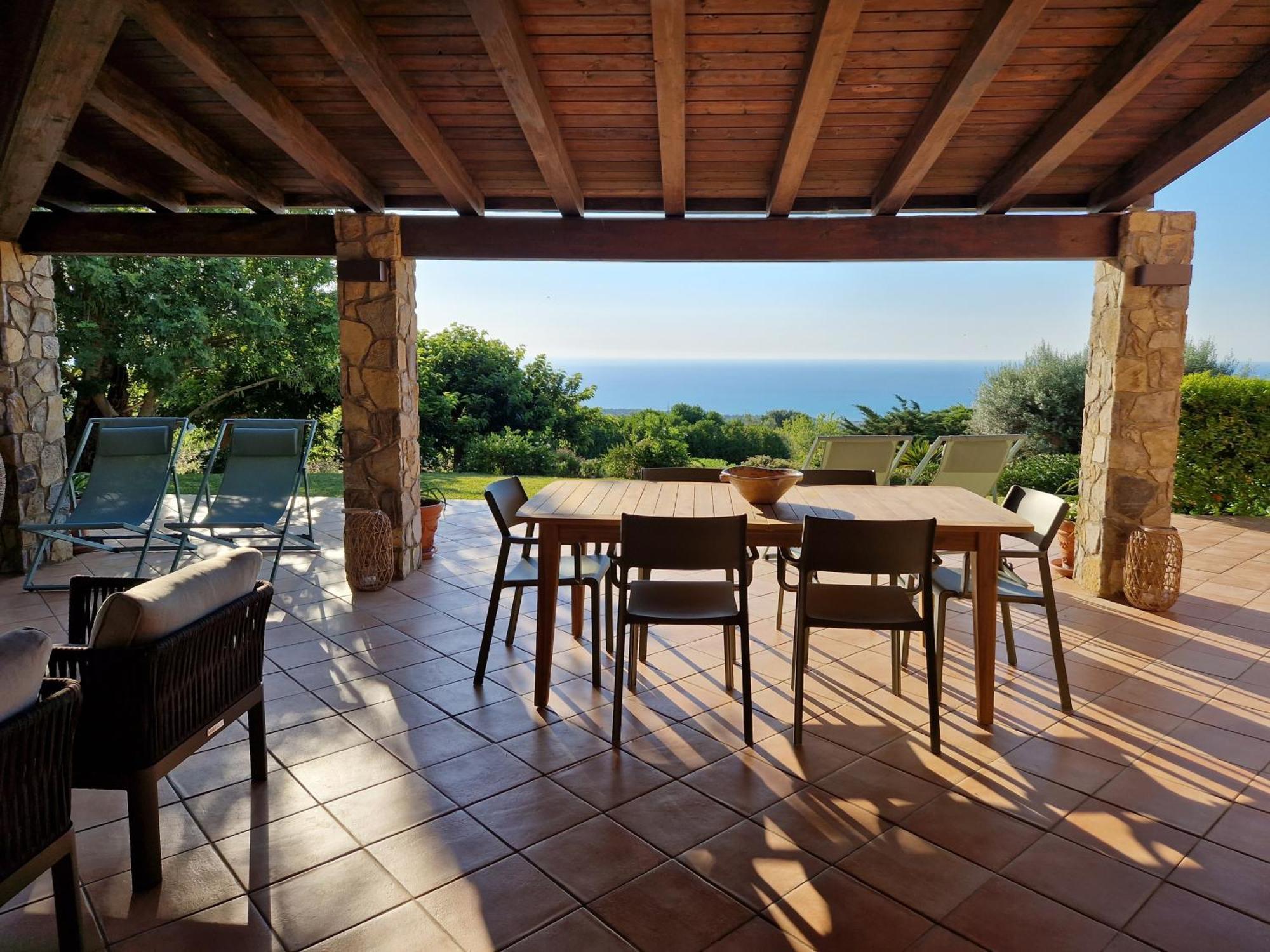 Villa del Carrubo a due passi dal mare di Cefalù Collesano Esterno foto