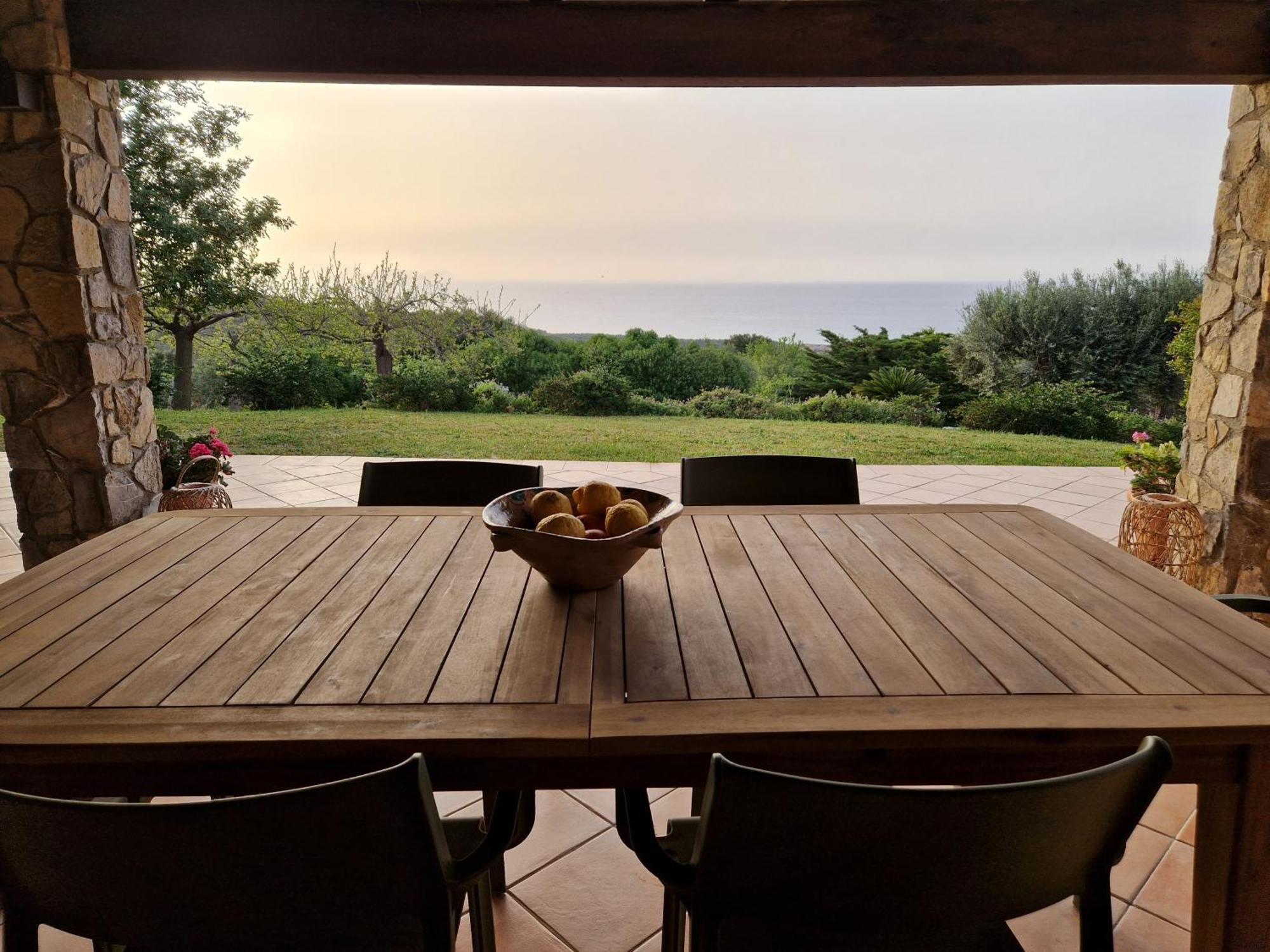 Villa del Carrubo a due passi dal mare di Cefalù Collesano Esterno foto