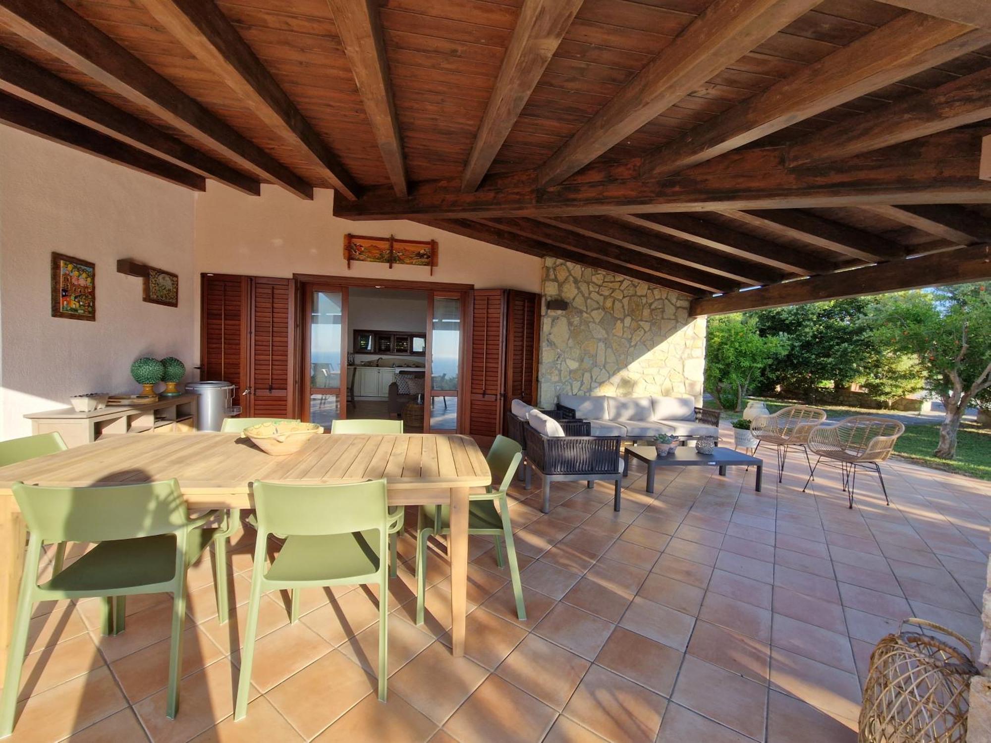 Villa del Carrubo a due passi dal mare di Cefalù Collesano Esterno foto