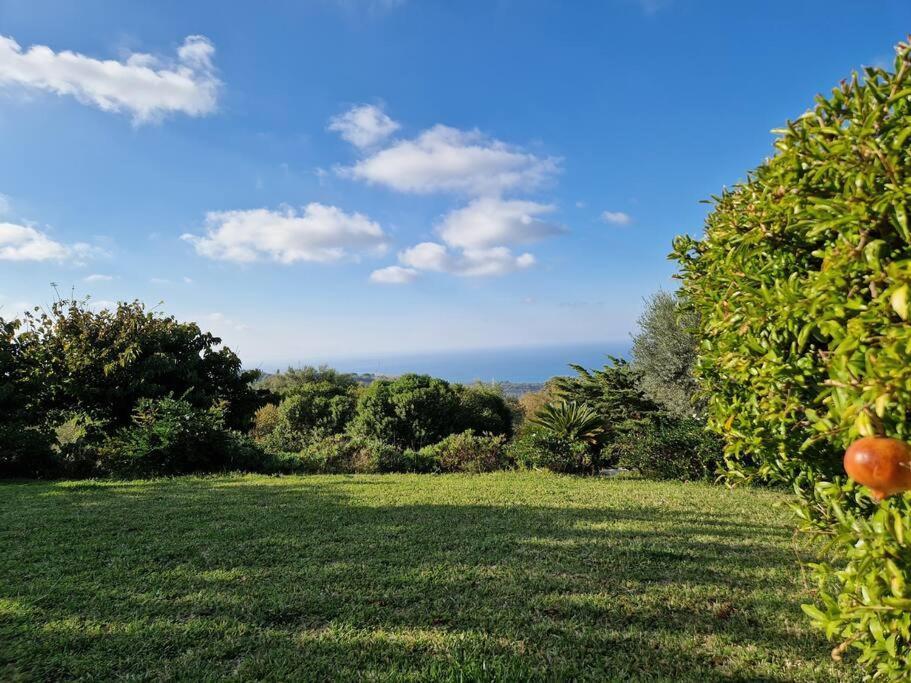 Villa del Carrubo a due passi dal mare di Cefalù Collesano Camera foto
