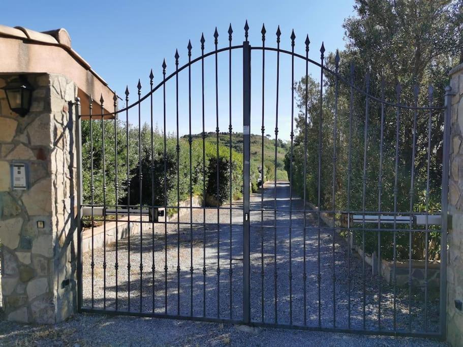 Villa del Carrubo a due passi dal mare di Cefalù Collesano Camera foto